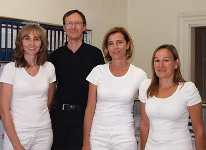 Das Team der Ordination, von links: Andrea Wagner, Dr. Josef Metzler, Ines Hämmerle, Beate Pernstich